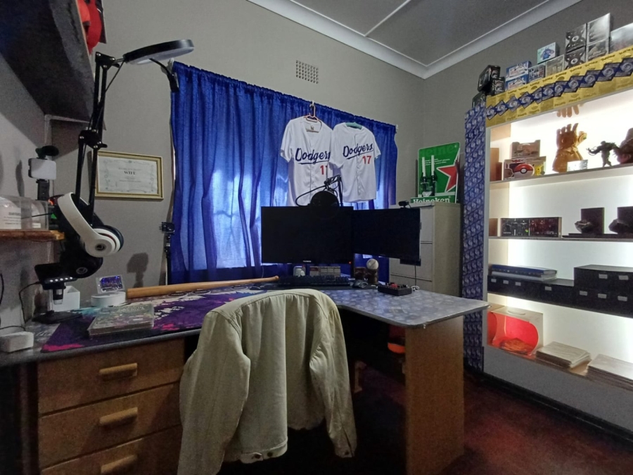 3 Bedroom Property for Sale in Songloed North West